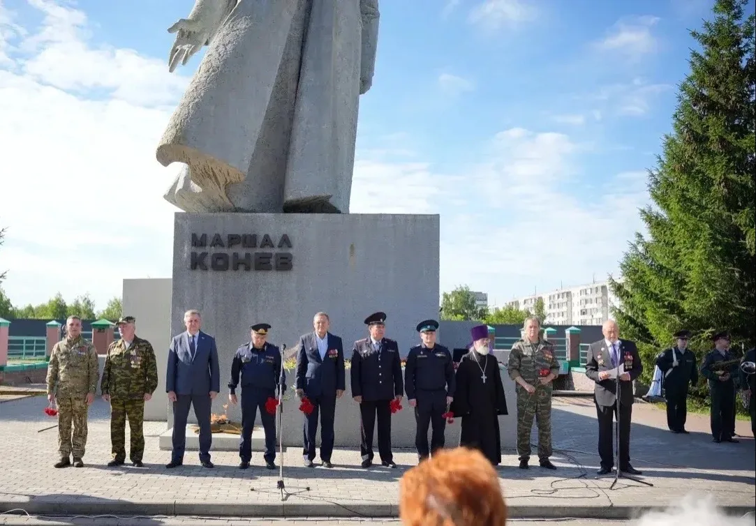 Честь, память и единство: «Вятский корпус Защитников Отечества» принял участие в митинге