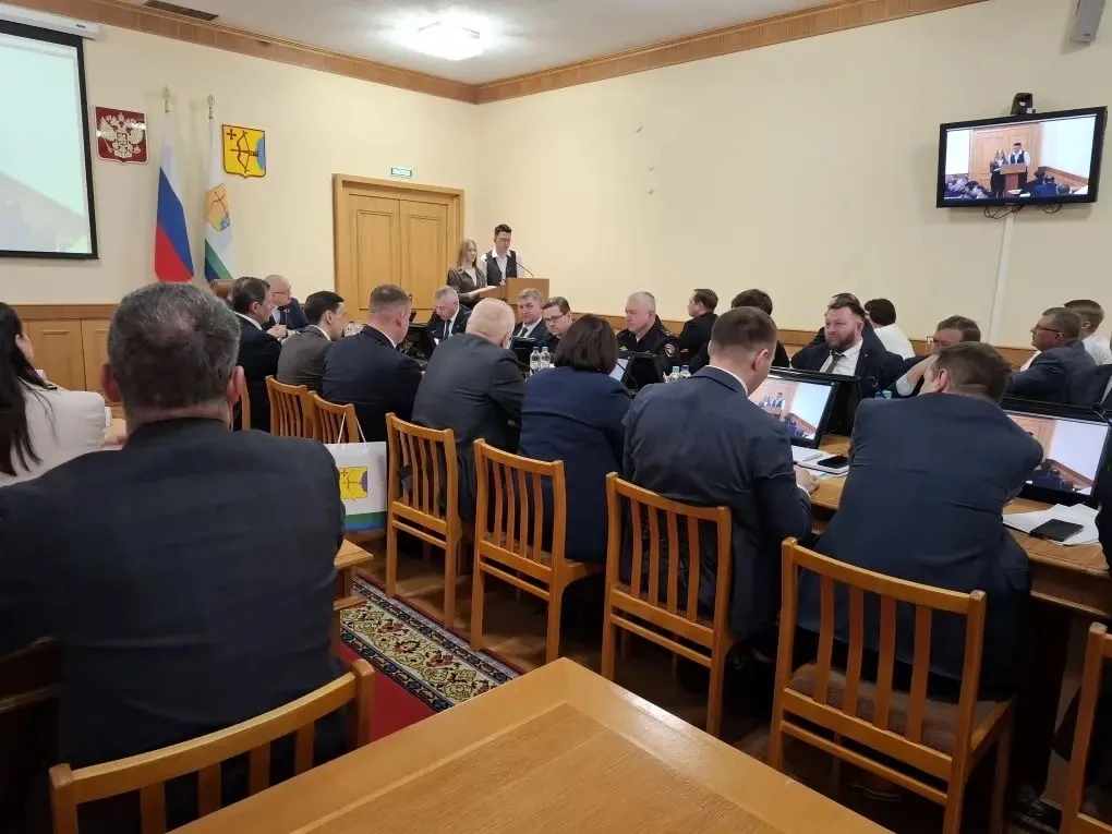 Кировский филиал Президентской академии в центре подготовки к 90-летию области