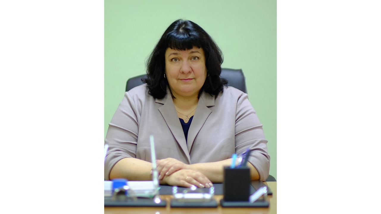 Кировский филиал Президентской академии поздравляет С Днём Рождения Татьяну Анатольевну Поломских, министра имущественных отношений!