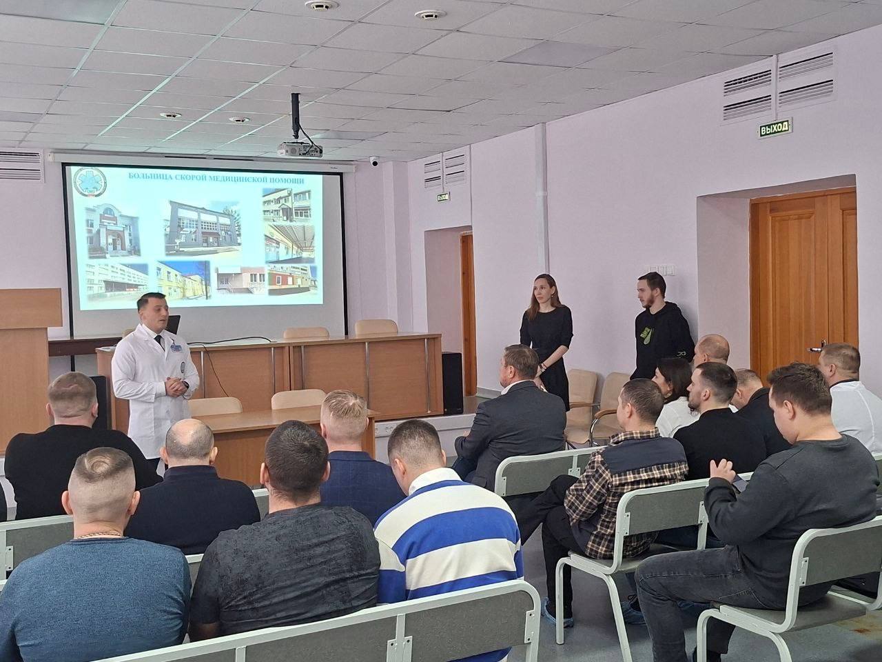 Продолжаем обучение: «Вятский корпус Защитников Отечества»