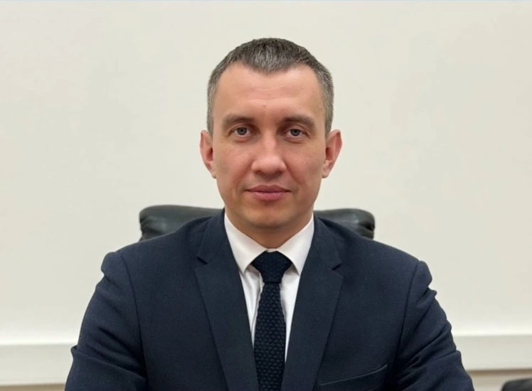 Кировский филиал Президентской академии поздравляет с днём рождения министра строительства Кировской области Михаила Владимировича Скокова