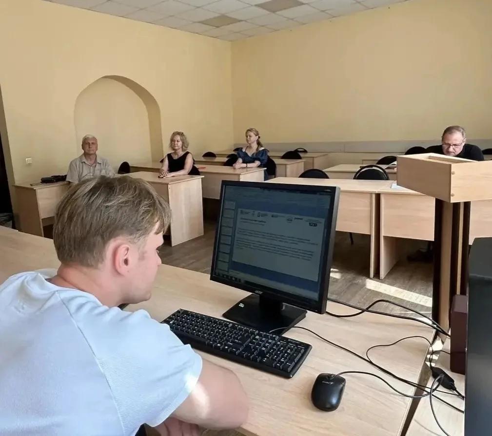 В Президентской академии/Киров  стартовали предзащиты итоговых аттестационных работ участников программы «Вятский корпус Защитников Отечества»